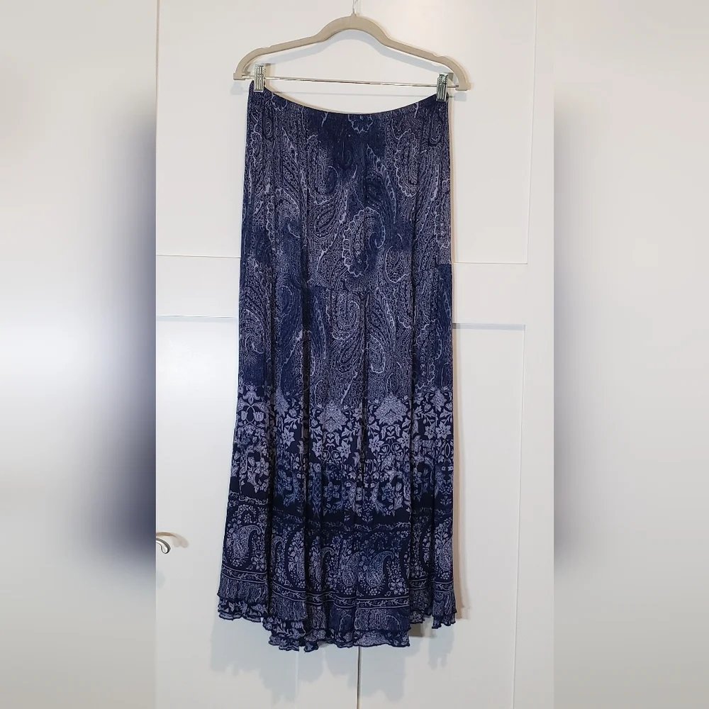 Roz & Ali Tiered Maxi Skirt Blue Rayon Floral & Paisley Ruffled Hem Blue Medium - Picture 1 of 8